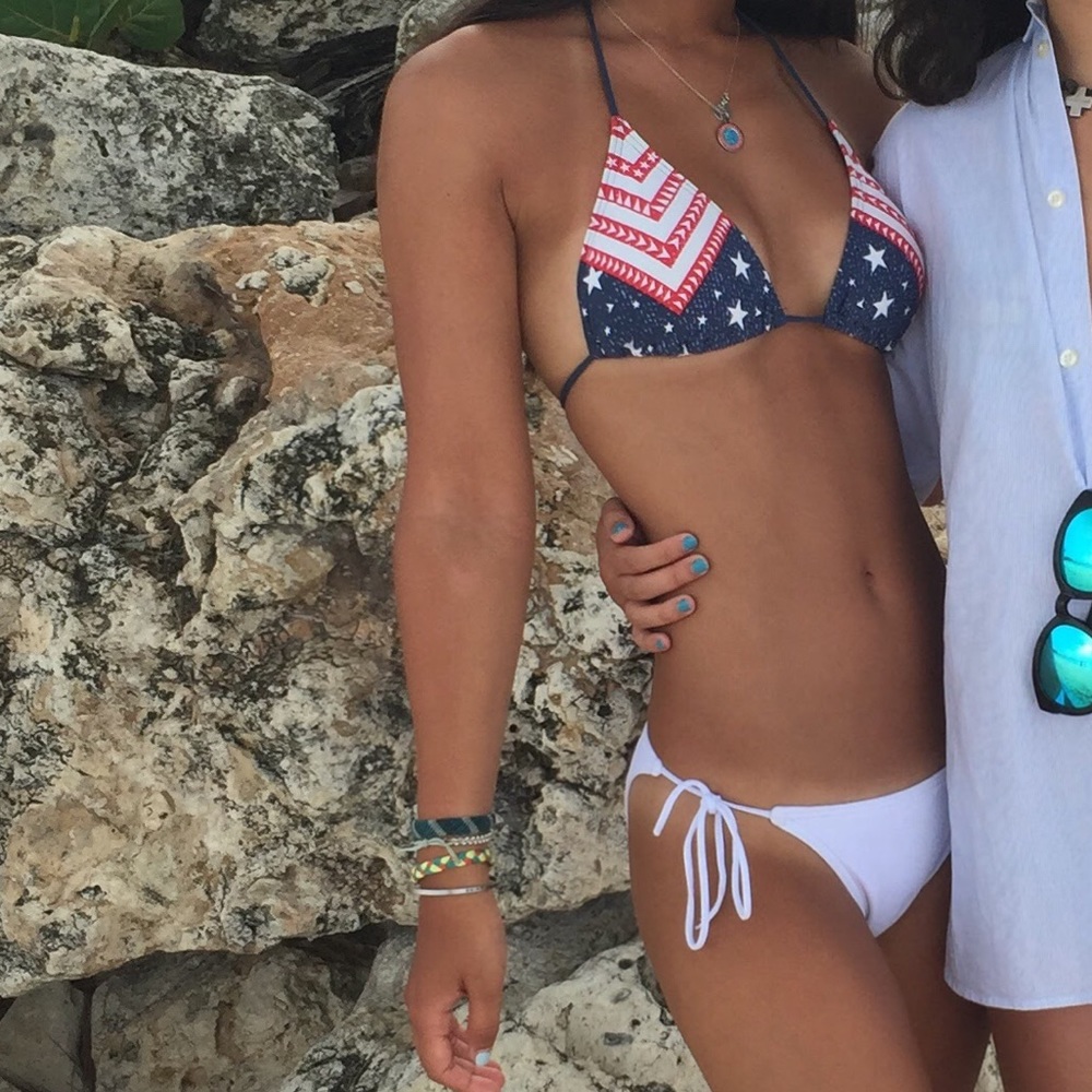 RIPCURL AMERICAN FLAG BIKINI TOP